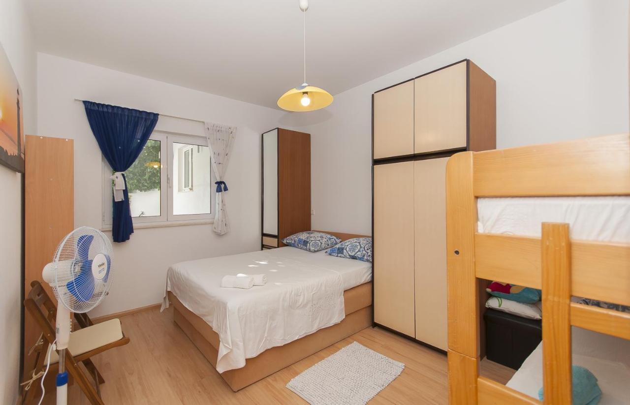 Apartment Brajki Омиш Экстерьер фото
